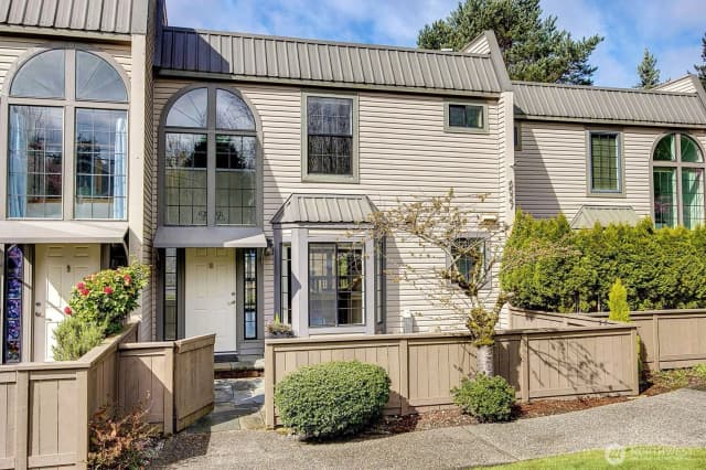 Property photo for 6527 106th Avenue Ne #10, Kirkland photo 3