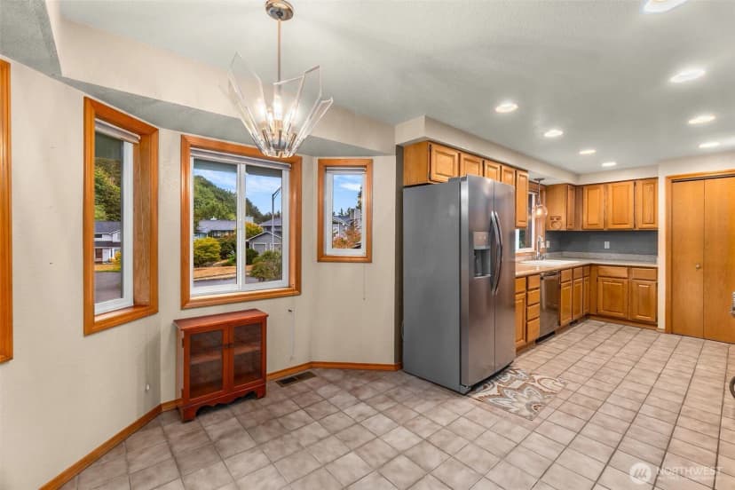 Property photo for 3203 Woodland Drive Sw, Tumwater photo 10