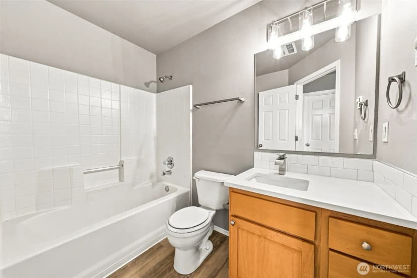 Property photo for 4036 S Warner Street #a, Tacoma photo 12