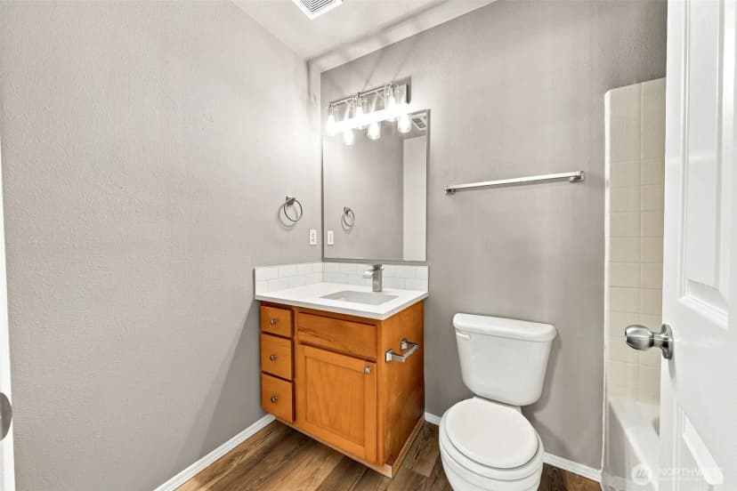 Property photo for 4036 S Warner Street #a, Tacoma photo 17