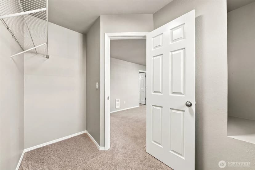 Property photo for 4036 S Warner Street #a, Tacoma photo 15