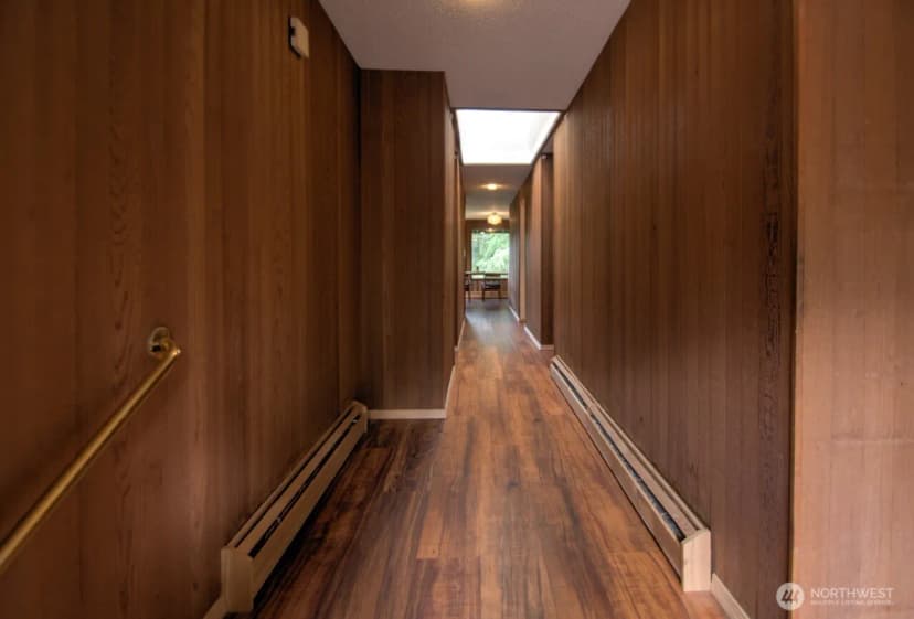 Property photo for 5016 Brassfield Road Se, Olympia photo 4