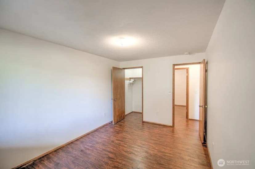 Property photo for 5016 Brassfield Road Se, Olympia photo 31