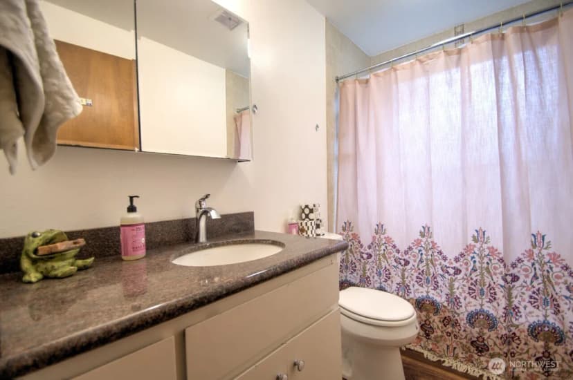 Property photo for 5016 Brassfield Road Se, Olympia photo 19