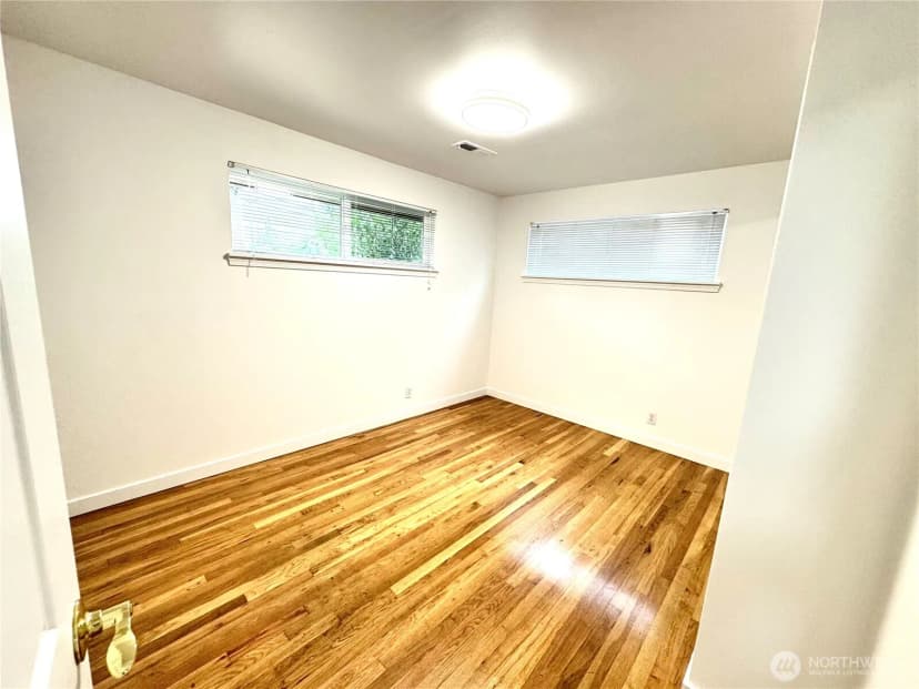Property photo for 6311 188th Street Sw, Lynnwood photo 11
