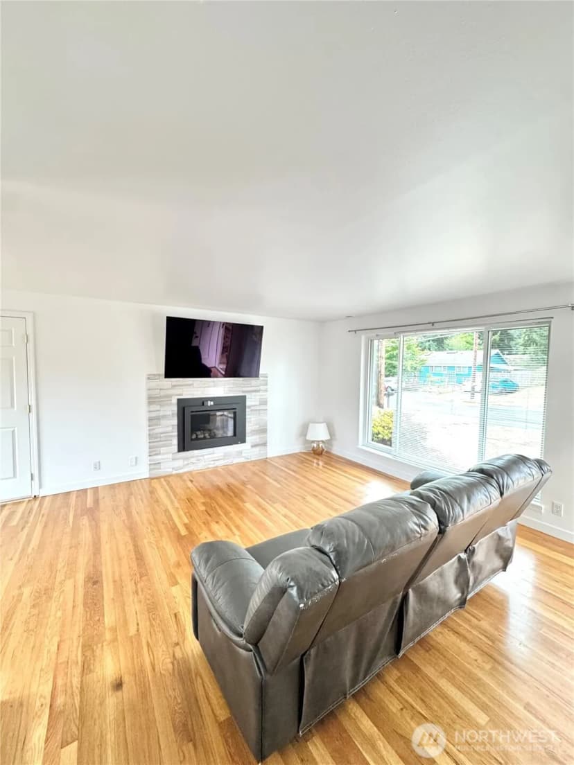 Property photo for 6311 188th Street Sw, Lynnwood photo 14