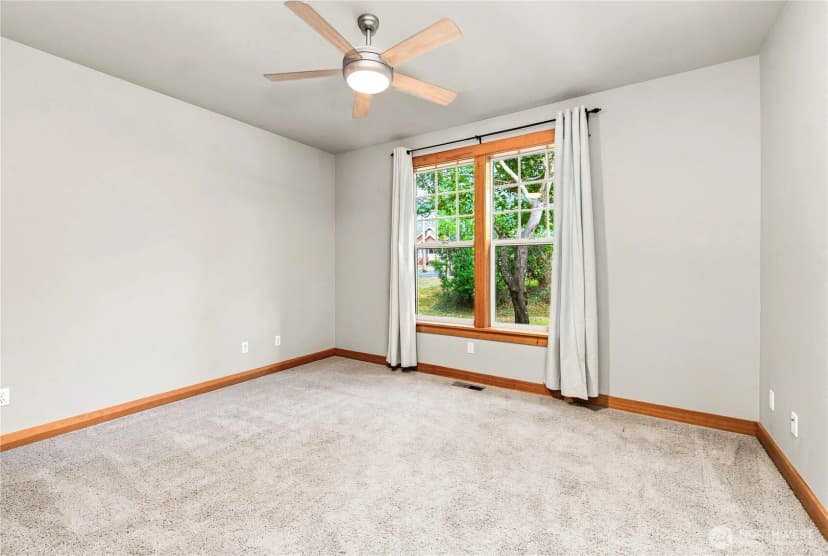 Property photo for 9693 Ronald Drive, Blaine photo 21