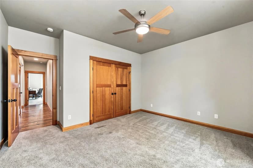 Property photo for 9693 Ronald Drive, Blaine photo 22