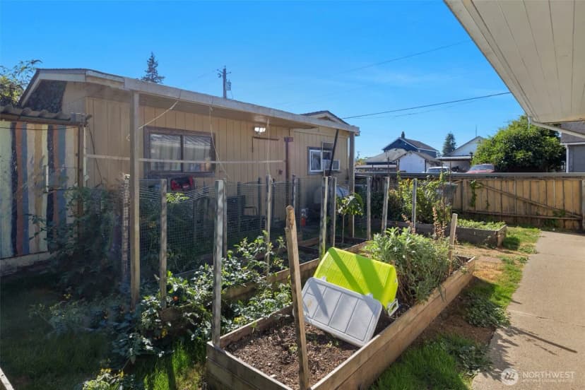 Property photo for 1516 Rainier Avenue, Everett photo 30