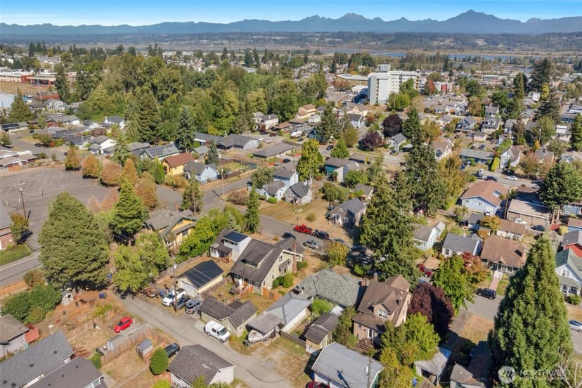 Property photo for 1516 Rainier Avenue, Everett photo 35