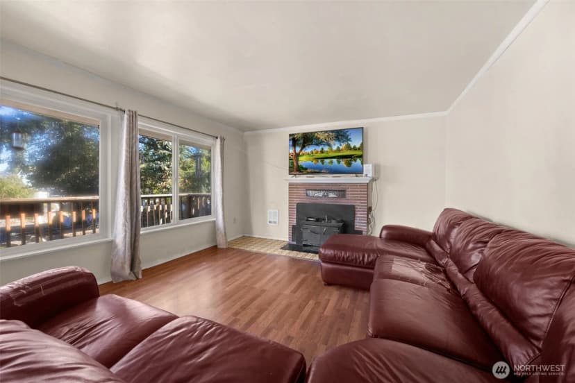 Property photo for 1516 Rainier Avenue, Everett photo 5