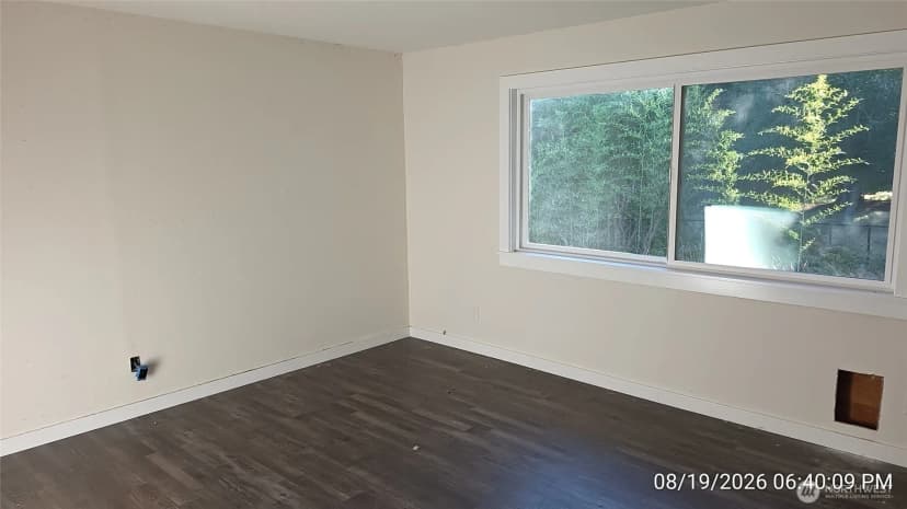 Property photo for 3984 Bancroft Road, Bellingham photo 8