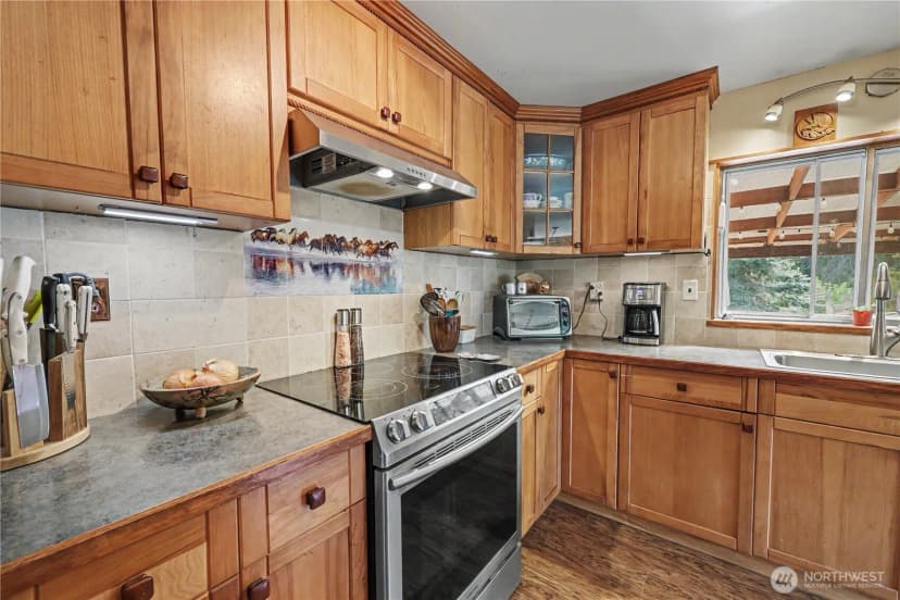 Property photo for 62 Roupe Road, Sequim photo 8