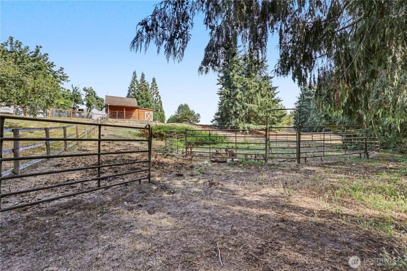 Property photo for 62 Roupe Road, Sequim photo 19