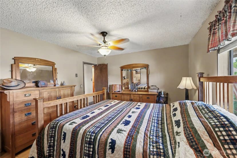 Property photo for 62 Roupe Road, Sequim photo 9