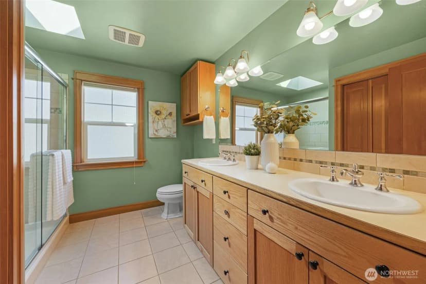 Property photo for 15741 Dayton Avenue N ##11, Shoreline photo 22