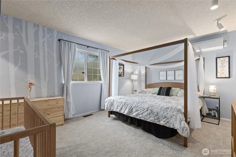 Property photo for 4721 East Valley Highway E, Sumner photo 13