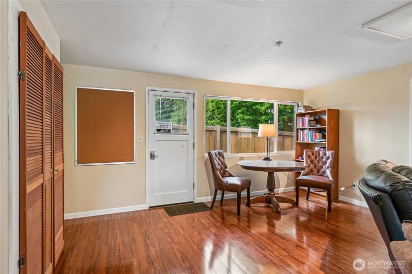 Property photo for 7032 122nd Avenue Se, Newcastle photo 13