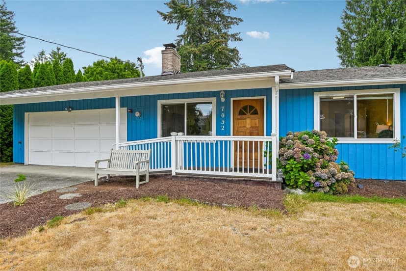 Property photo for 7032 122nd Avenue Se, Newcastle photo 2