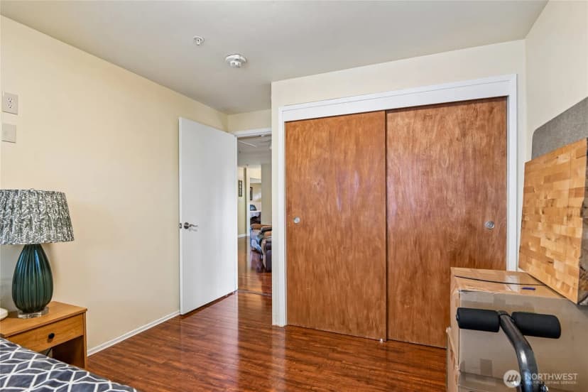 Property photo for 7032 122nd Avenue Se, Newcastle photo 21