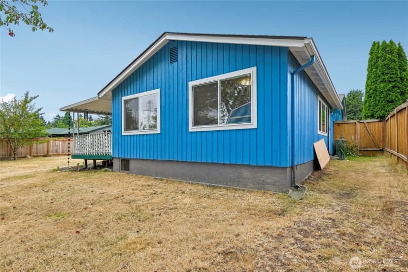 Property photo for 7032 122nd Avenue Se, Newcastle photo 33