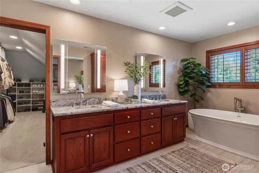 Property photo for 2538 E Lynnwood Drive, Longview photo 17