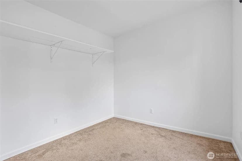 Property photo for 601 W Hazel Street, Mount Vernon photo 19