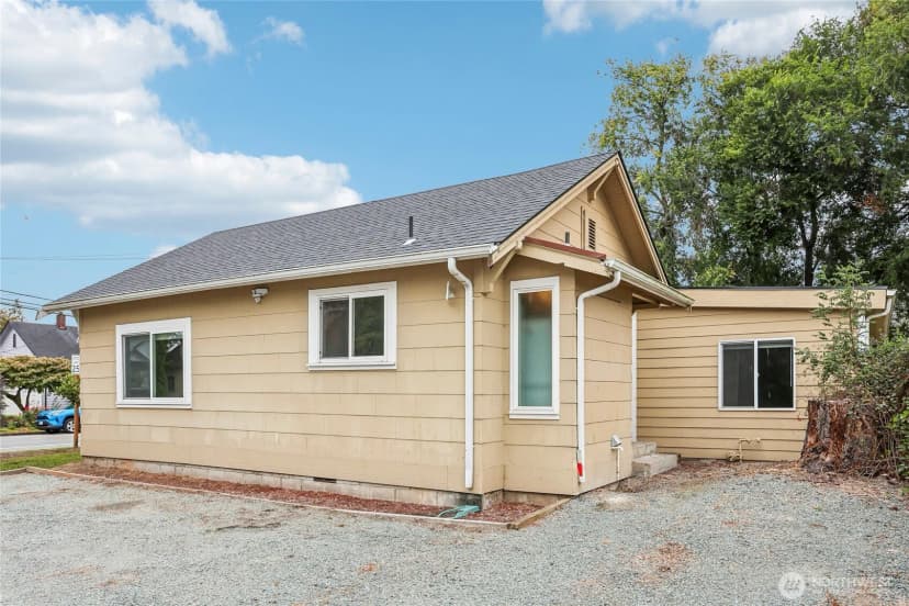 Property photo for 601 W Hazel Street, Mount Vernon photo 11