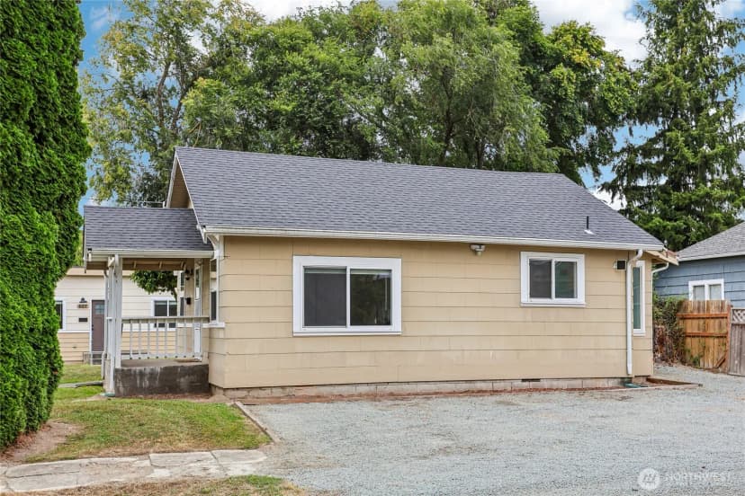 Property photo for 601 W Hazel Street, Mount Vernon photo 10