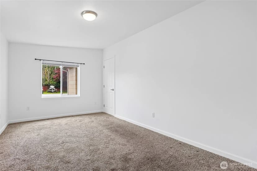Property photo for 601 W Hazel Street, Mount Vernon photo 17