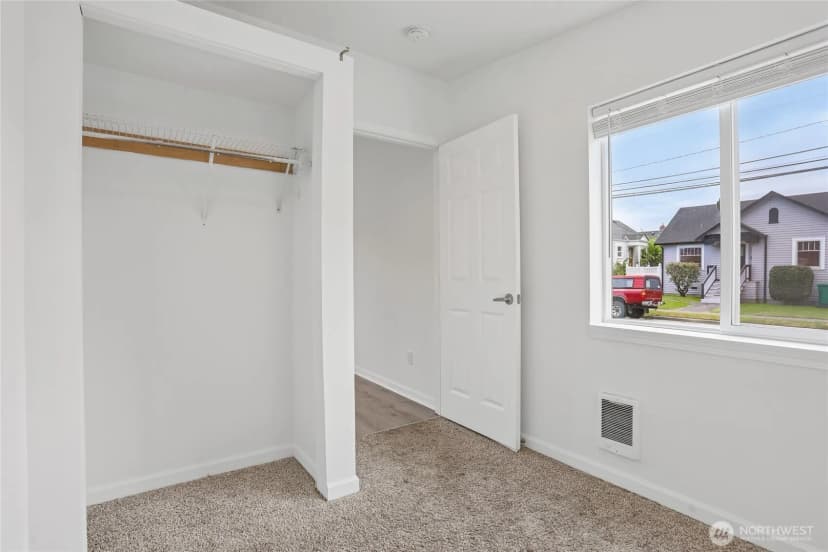 Property photo for 601 W Hazel Street, Mount Vernon photo 39