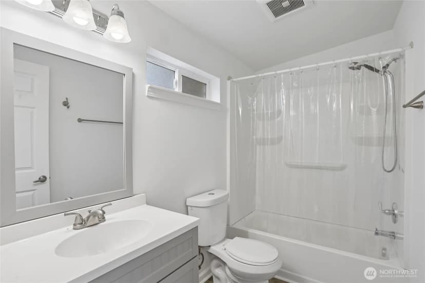Property photo for 601 W Hazel Street, Mount Vernon photo 40