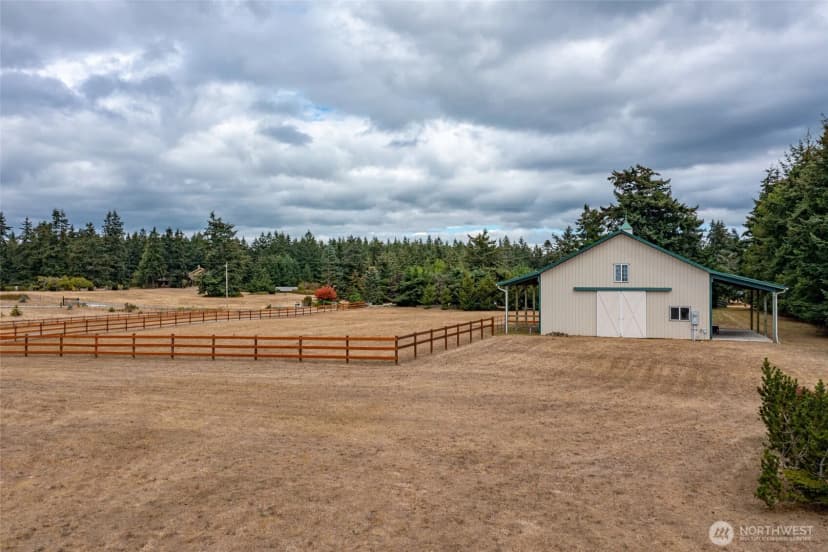 Property photo for 45 Holly Berry Road, Coupeville photo 8