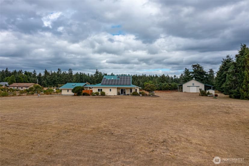 Property photo for 45 Holly Berry Road, Coupeville photo 6