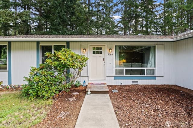 Property photo for 3965 Celeste Court Se, Port Orchard photo 2