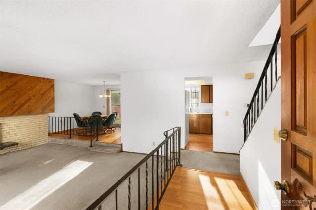 Property photo for 33411 29th Place Sw, Federal Way photo 3