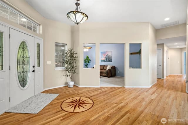 Property photo for 13363 Graywolf Place Ne, Poulsbo photo 4