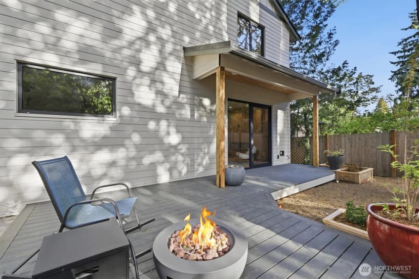 Property photo for 11340 23rd Avenue Ne, Seattle photo 37
