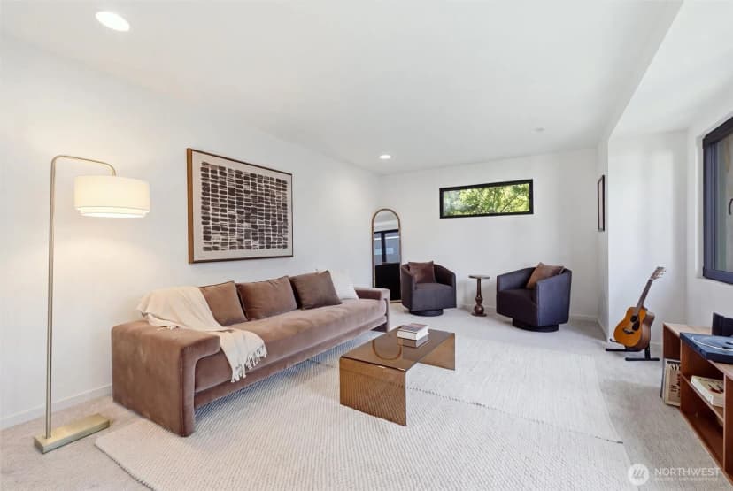 Property photo for 11340 23rd Avenue Ne, Seattle photo 32