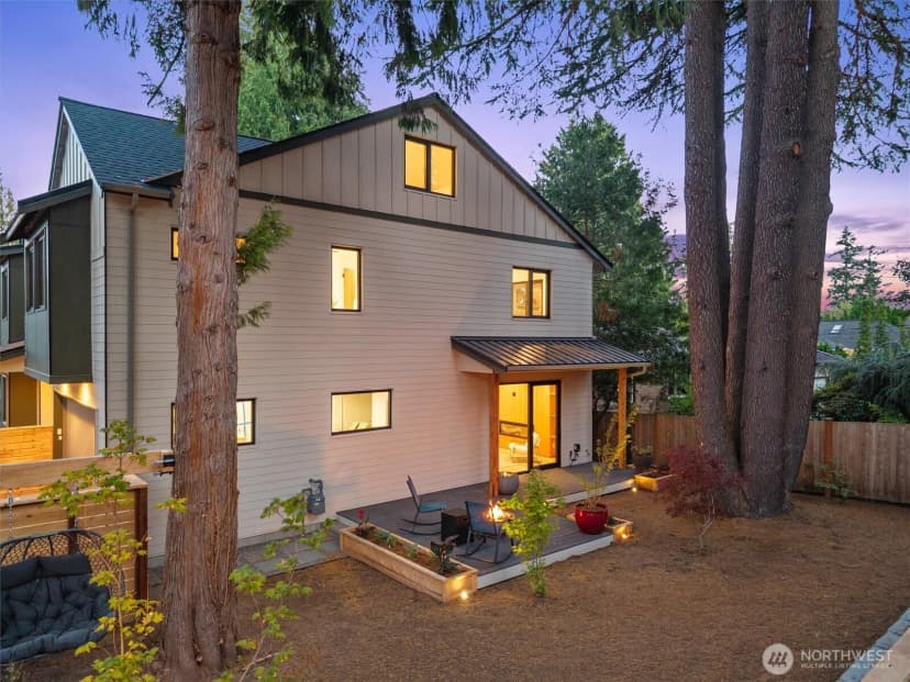 Property photo for 11340 23rd Avenue Ne, Seattle photo 19