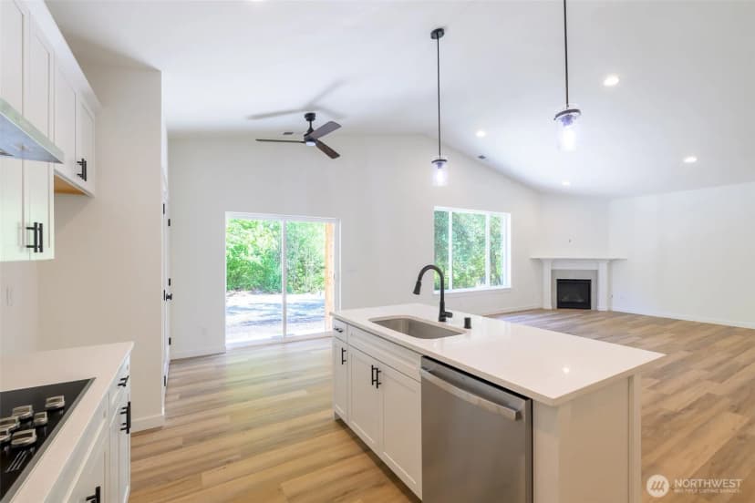 Property photo for 14825 62nd Avenue Nw, Gig Harbor photo 14
