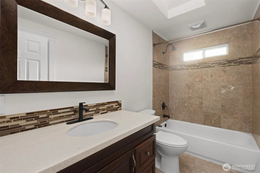 Property photo for 1109 Lewis Lane Se, Issaquah photo 19