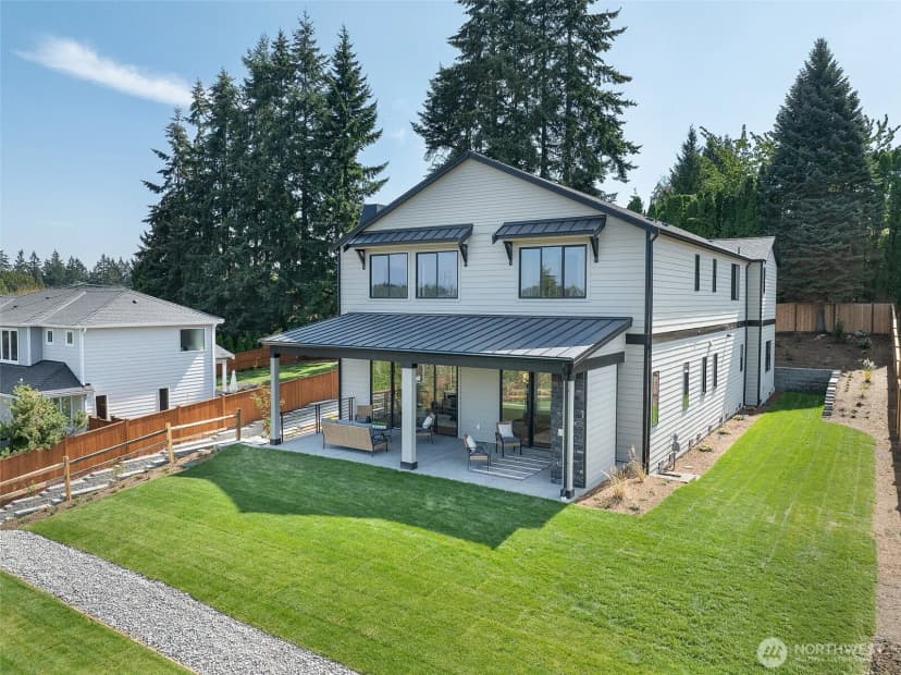 Property photo for 2946 215th Place Sw, Brier photo 37