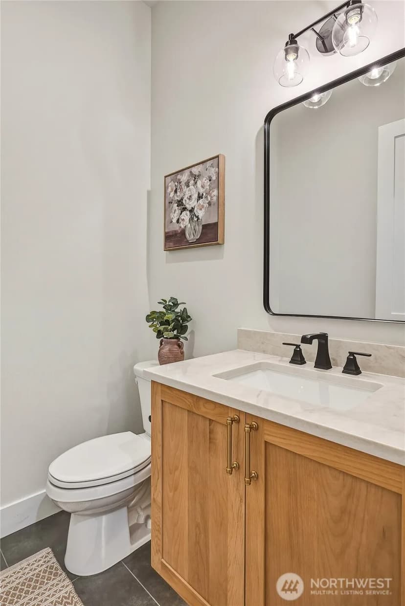 Property photo for 2946 215th Place Sw, Brier photo 10