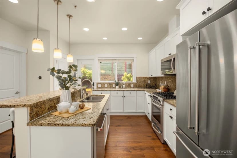 Property photo for 900 228th Avenue Ne #14b, Sammamish photo 12
