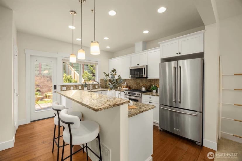 Property photo for 900 228th Avenue Ne #14b, Sammamish photo 11