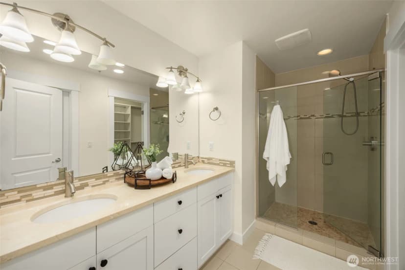 Property photo for 900 228th Avenue Ne #14b, Sammamish photo 21