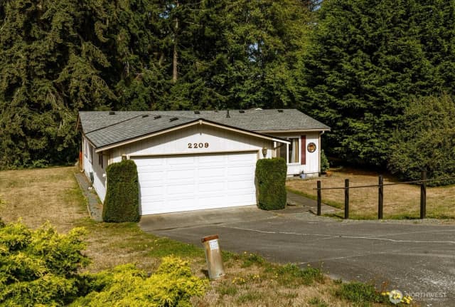 Property photo for 2209 Conniston Way, Oak Harbor
