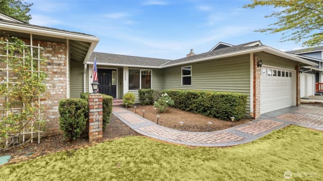 Property photo for 15824 Se 170th Street, Renton photo 2