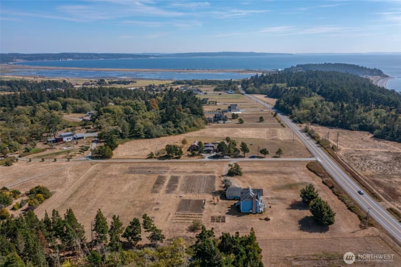 Property photo for 1230 Windward Way, Coupeville photo 4